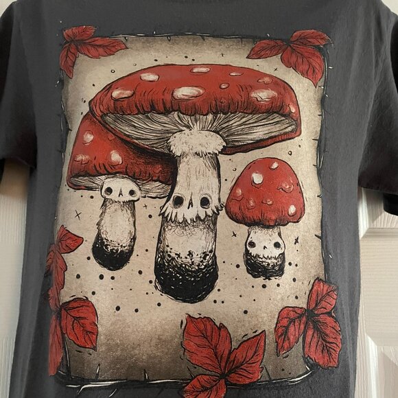 Mushroom Stephanie Bayles 2021 unisex t shirt size small - Picture 2 of 8